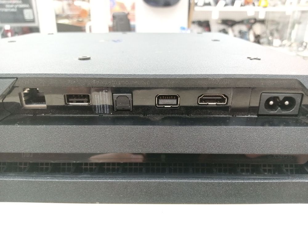 Игровая приставка PlayStation 4 Pro 1Tb