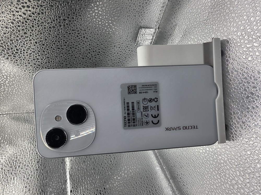 Смартфон Tecno Spark Go 2024 4/128