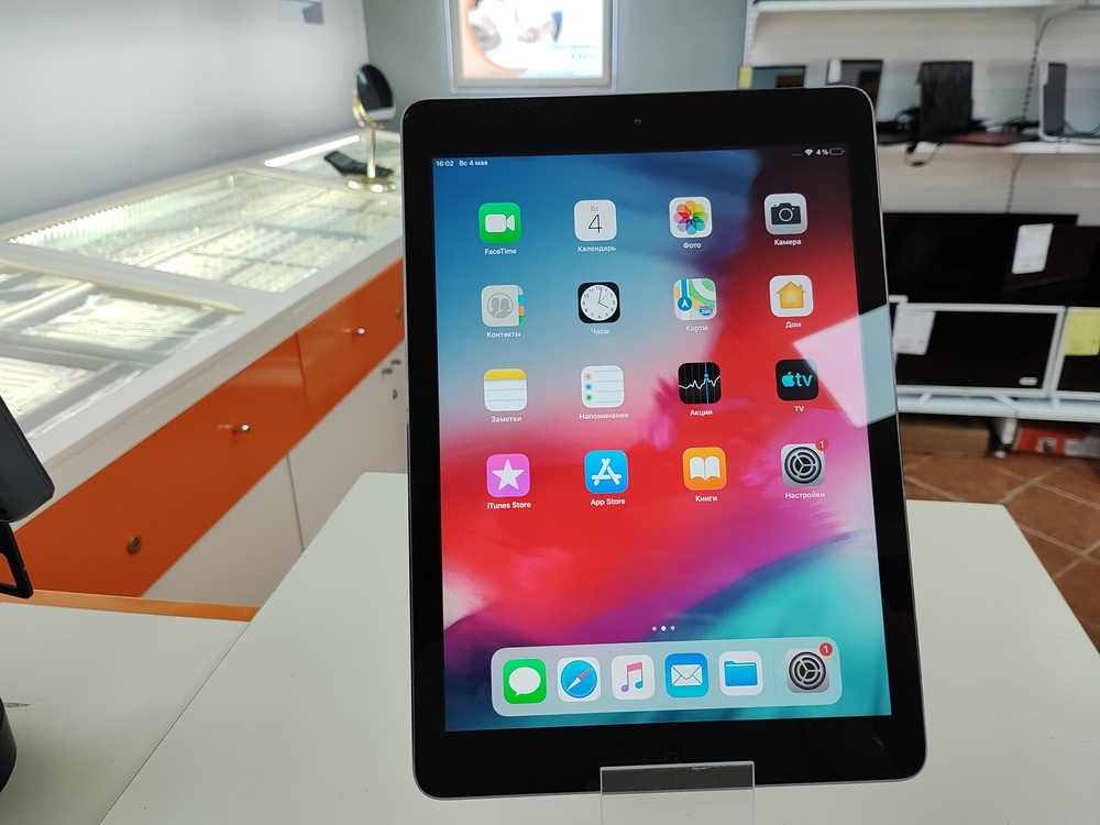 Планшет iPad Air A1475