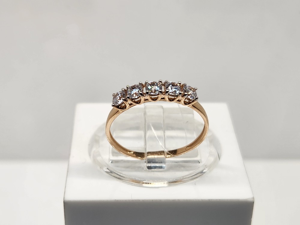 КОЛЬЦО С КАМНЯМИ (Au 585)