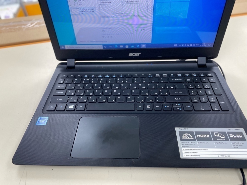 Ноутбук Acer; Celeron N3350, Intel HD Graphics 500, 4 Гб, Нет, 500 Гб
