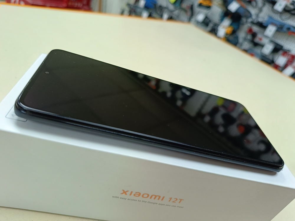 Смартфон Xiaomi 12T 8/128