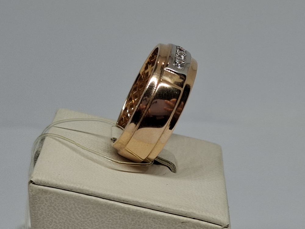 018616 КОЛЬЦО С КАМНЯМИ (Au 585)