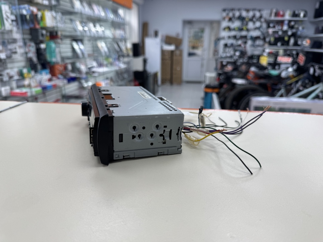 Автомагнитола Pioneer MVH-170UI