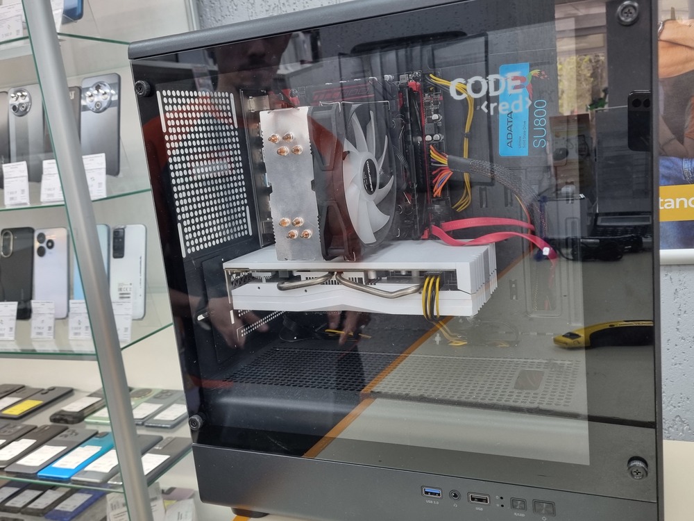 Системный блок Noname; Xeon E5-2680 v4, Radeon RX 580, 32 Гб, 700 Гб, 500 Гб