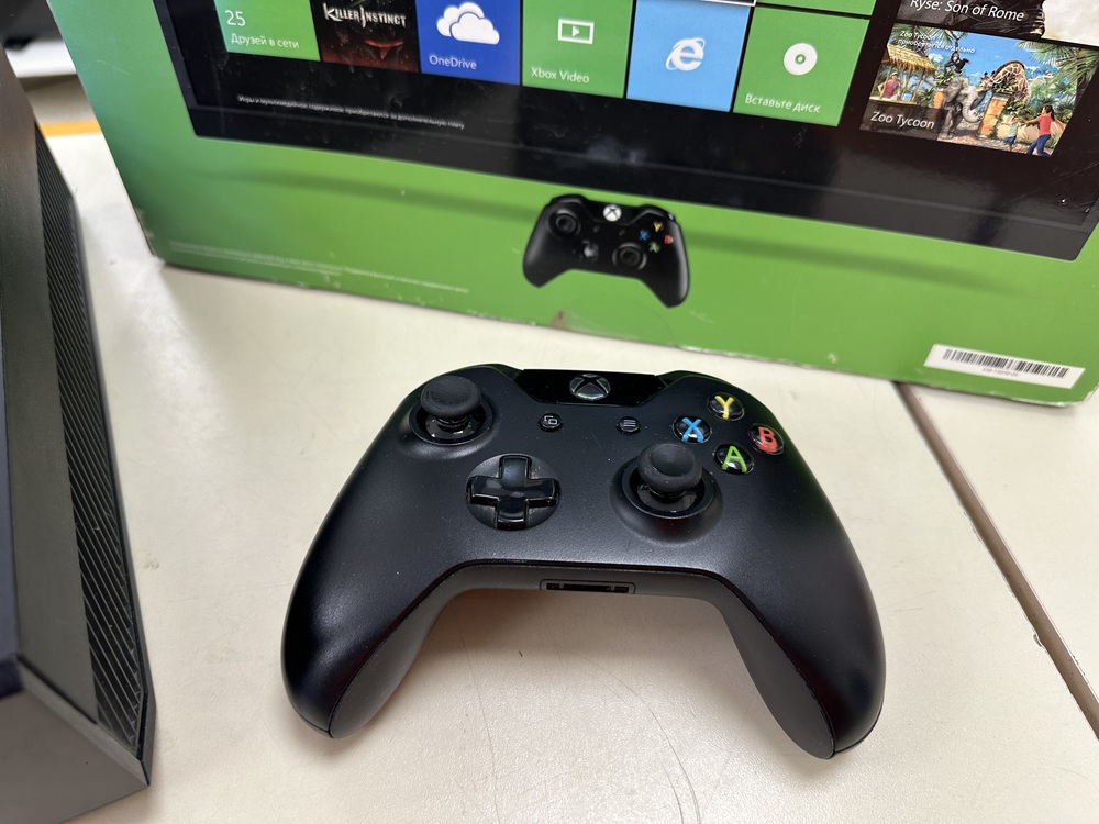 Игровая приставка Xbox One 500Gb