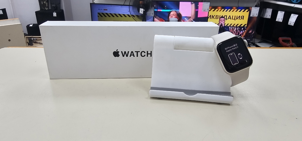 Смарт-часы Apple Watch SE 2022 40mm