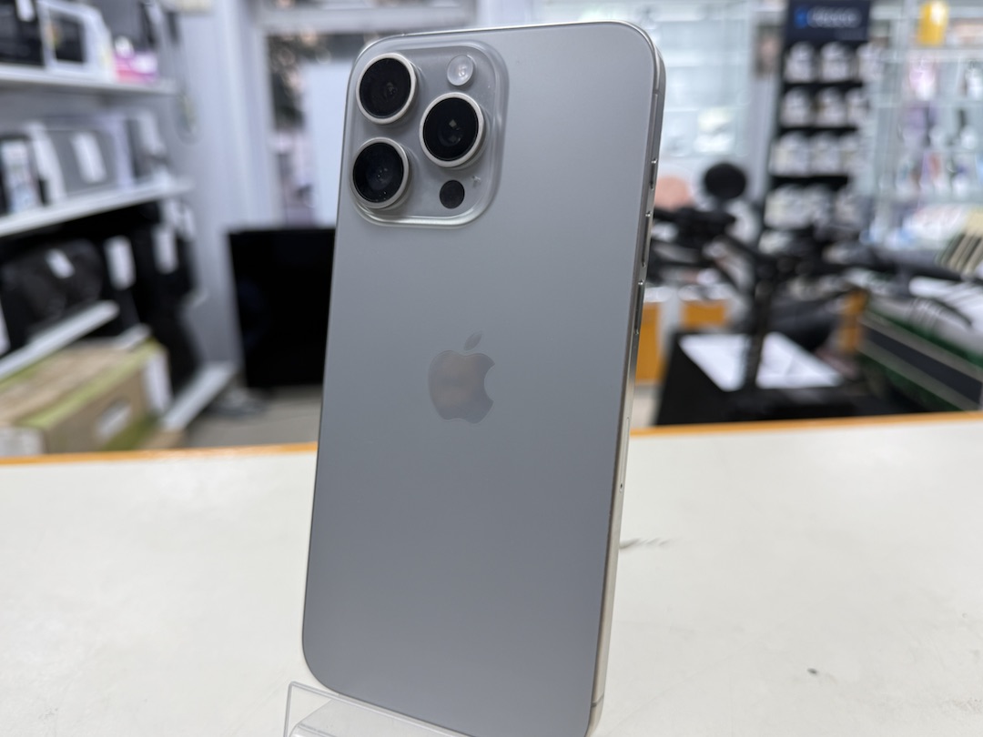 Смартфон Apple iPhone 15 Pro Max 256Gb