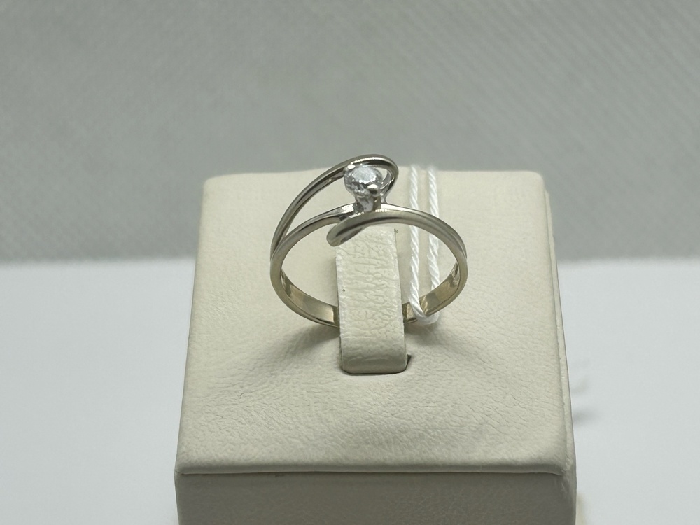 КОЛКМ585 КОЛЬЦО С КАМНЕМ (Au 585)