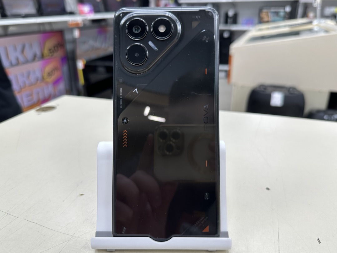 Смартфон Tecno Pova 7 Neo 8/128