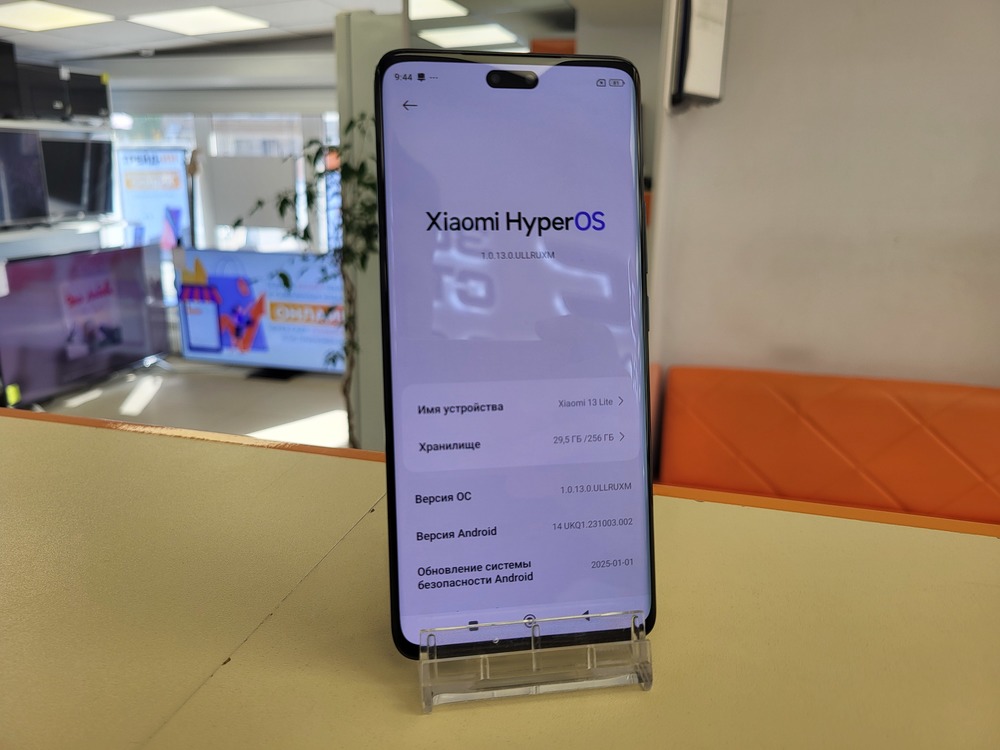 Смартфон Xiaomi 13 lite 8/256
