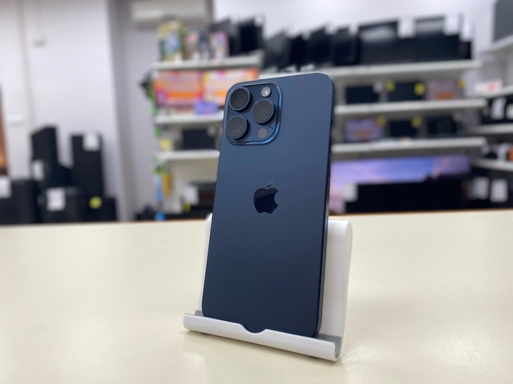 Смартфон Apple iPhone 15 Pro Max 256Gb