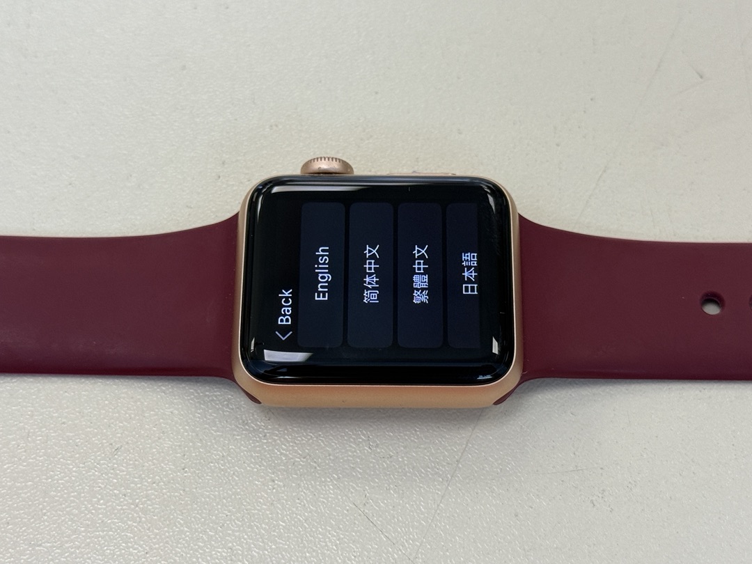 Смарт-часы Apple Watch Series 3 38 мм