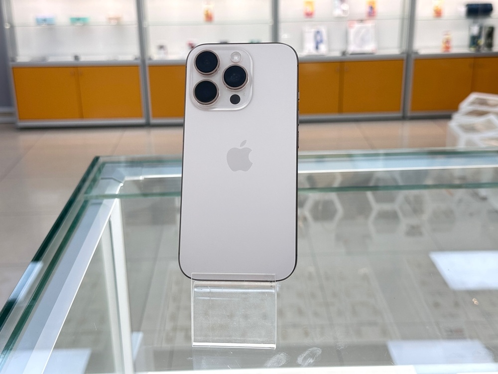 Смартфон Apple Iphone 16 Pro 128Gb