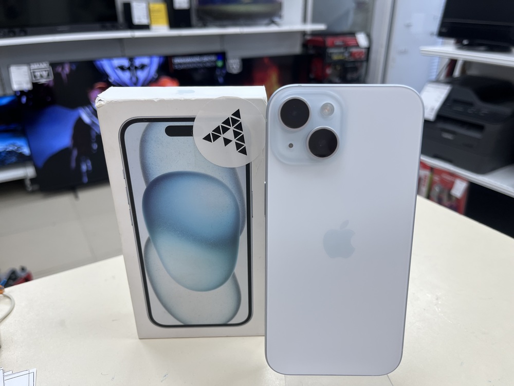 Смартфон Apple Iphone 15 256Gb