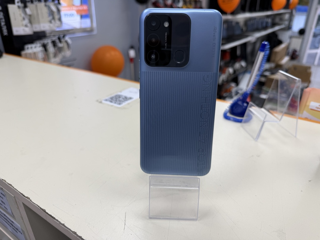 Смартфон Tecno Spark GO 2022 2/32