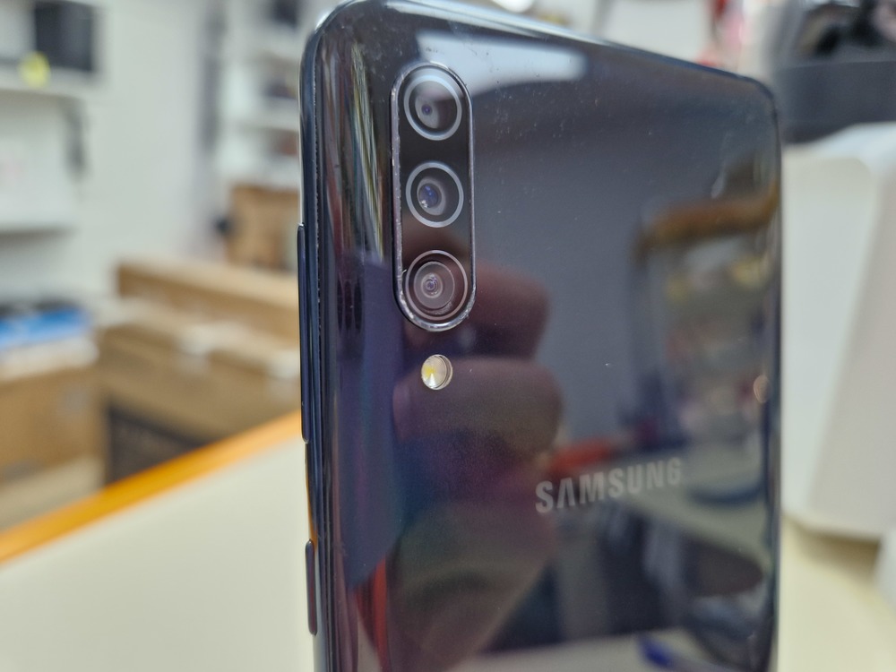 Смартфон Samsung Galaxy A30S 3/32