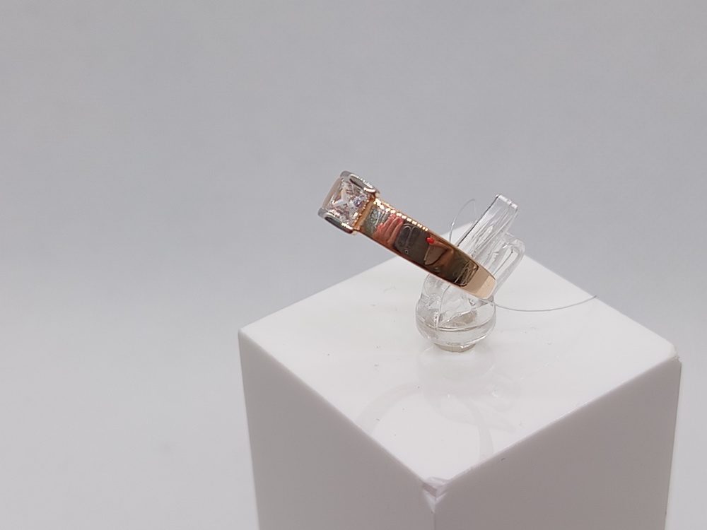 КОЛЬЦО С КАМНЕМ (Au 585)