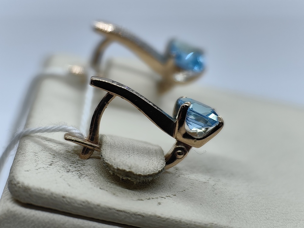 СКМИ585 СЕРЬГИ С КАМНЯМИ (Au 585)