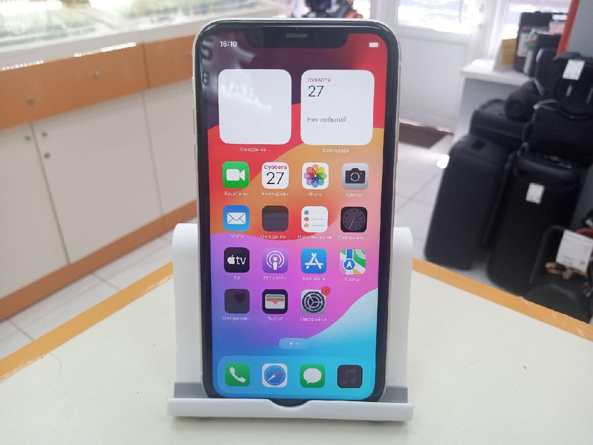 Смартфон Apple iPhone 11 64Gb