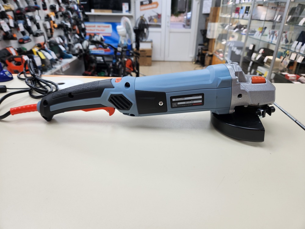 Угловая шлифмашина Электроприбор УШМ-125/1000Е