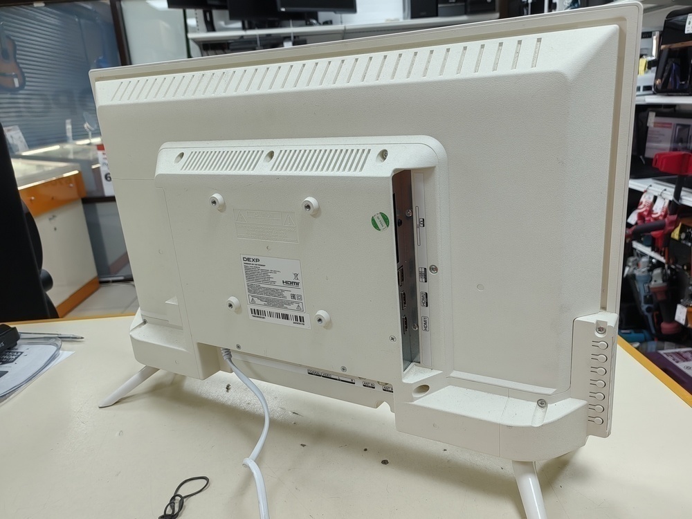 LED Телевизор Dexp 24HEY1