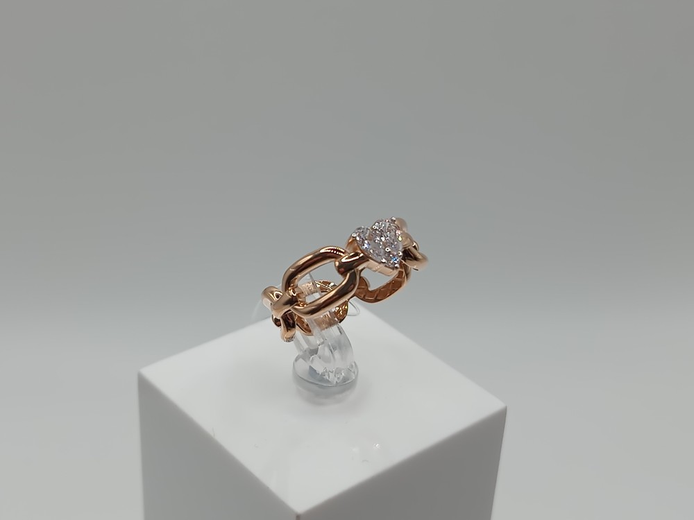 КОЛЬЦО С КАМНЯМИ (Au 585)