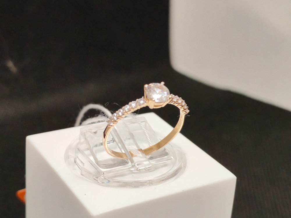 КОЛЬЦО С КАМНЯМИ (Au 585)