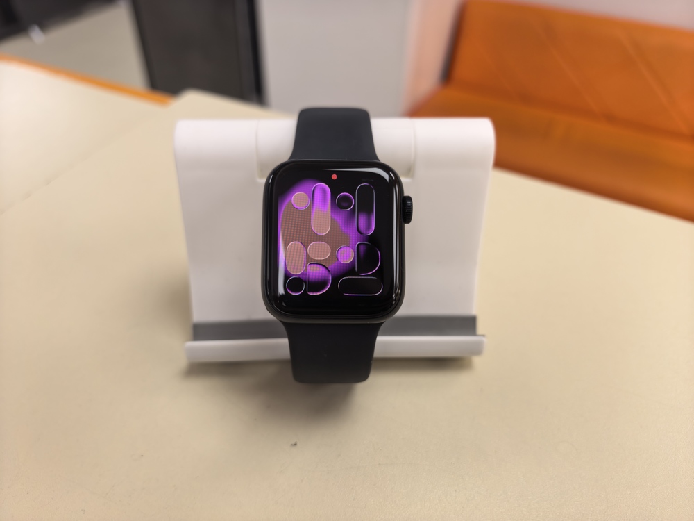 Смарт-часы Apple Watch SE 2022 44mm