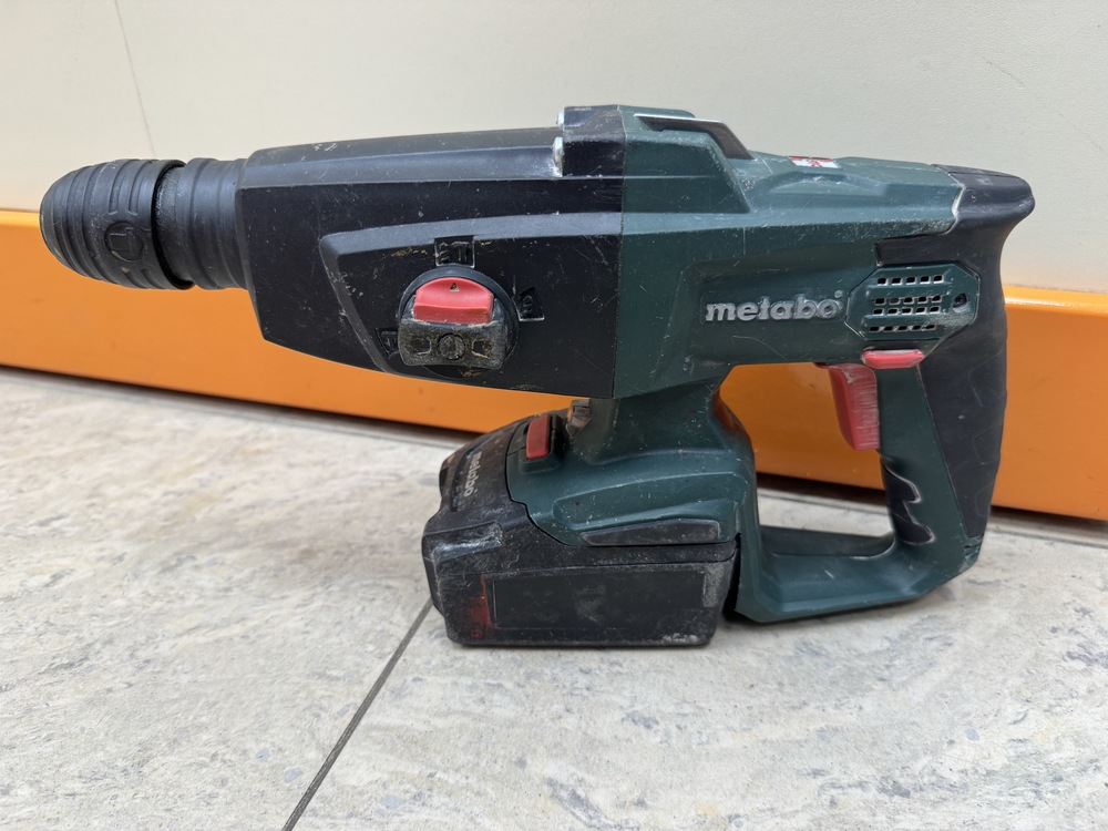 Перфоратор Metabo KHA 18 LTX