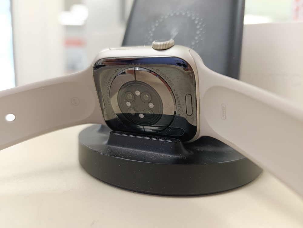 Смарт-часы Apple Watch Series 7 45mm