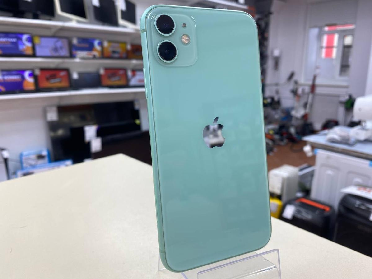 Смартфон Apple iPhone 11 64Gb