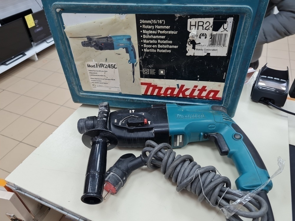 Перфоратор Makita HR 2450