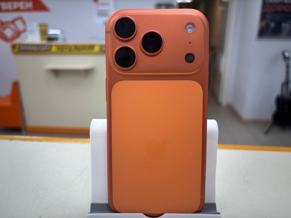 Смартфон Apple Iphone 17 Pro 256Gb eSim