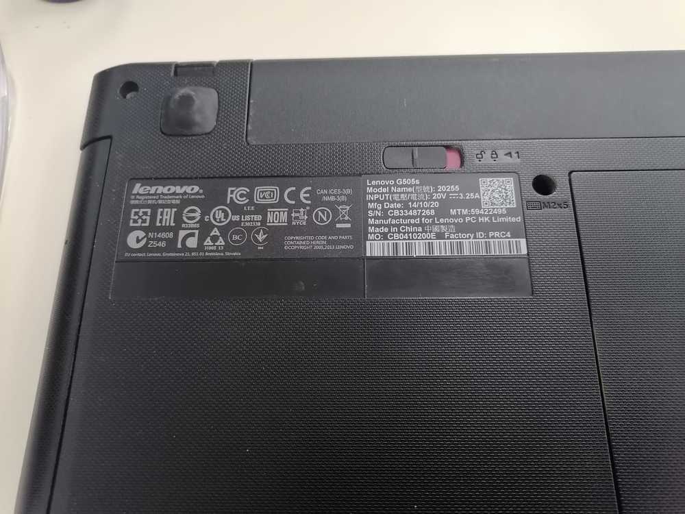 Ноутбук Lenovo; A8-5550M, AMD Graphics, 8 Гб, Нет, 750 Гб