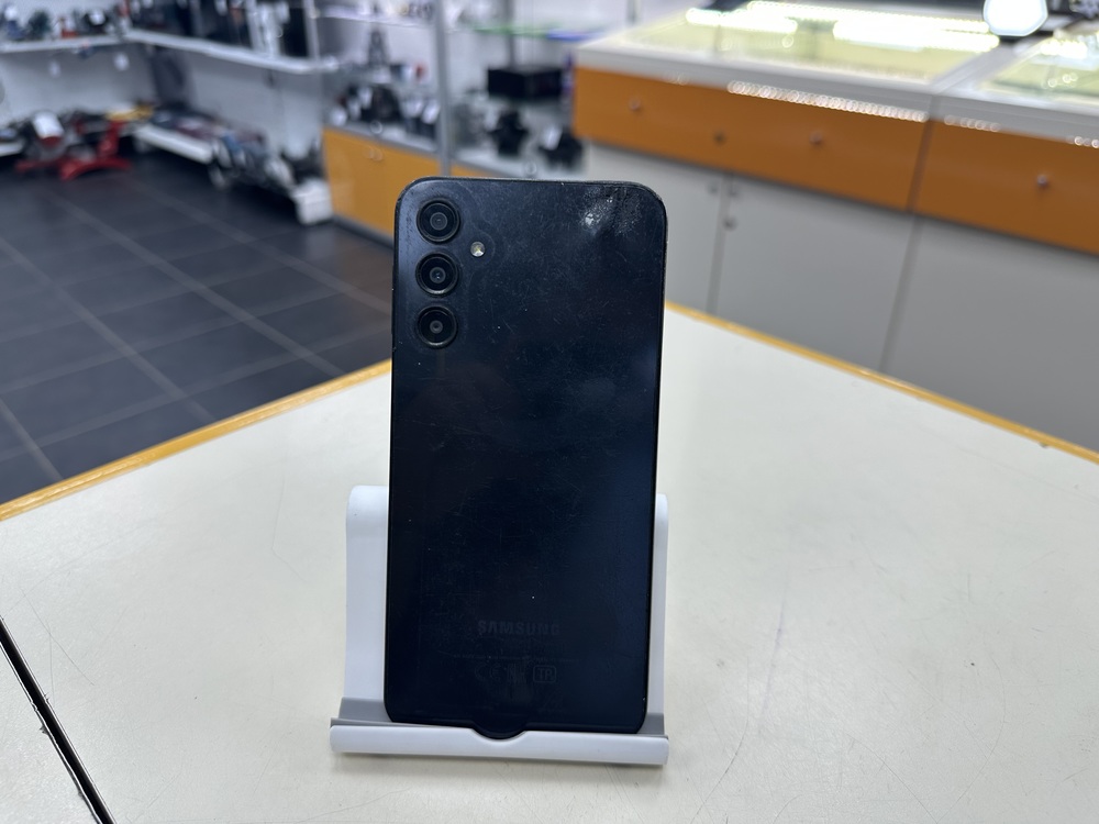 Смартфон Samsung Galaxy A24 6/128Gb