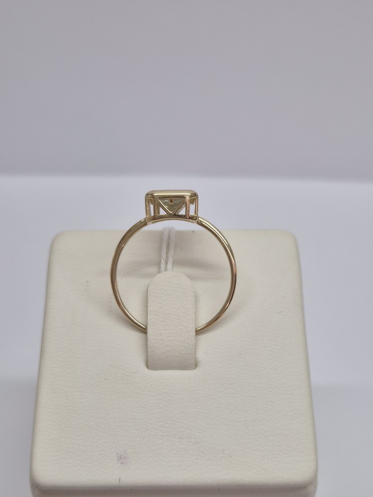 КОЛКМ585 КОЛЬЦО С КАМНЕМ (Au 585)