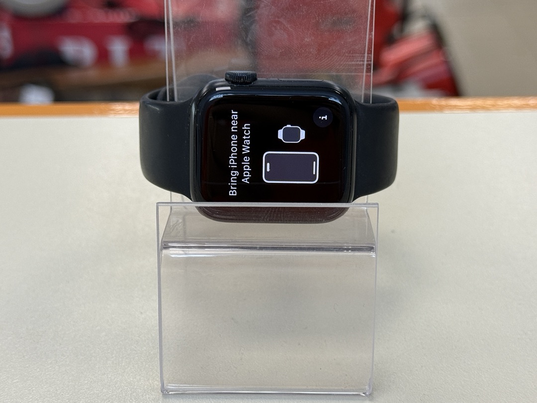 Смарт-часы Apple Watch SE 2020 40mm