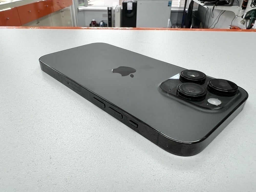 Смартфон Apple Iphone 14 Pro 256Gb