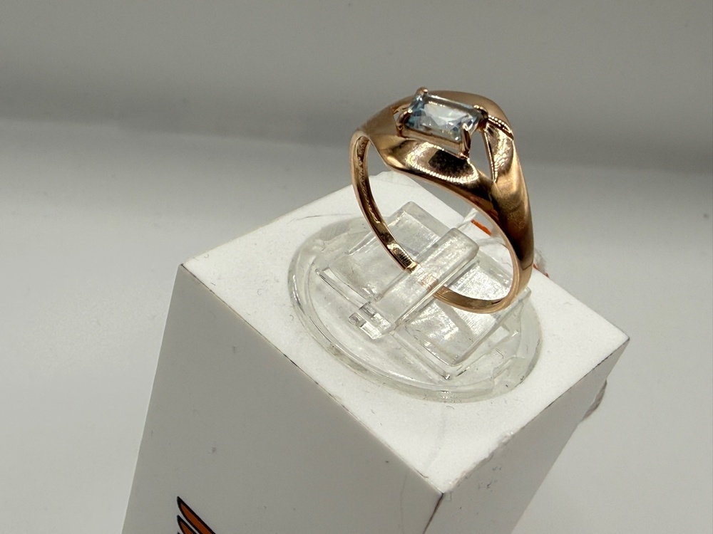 КОЛКМ585 КОЛЬЦО С КАМНЕМ (Au 585)