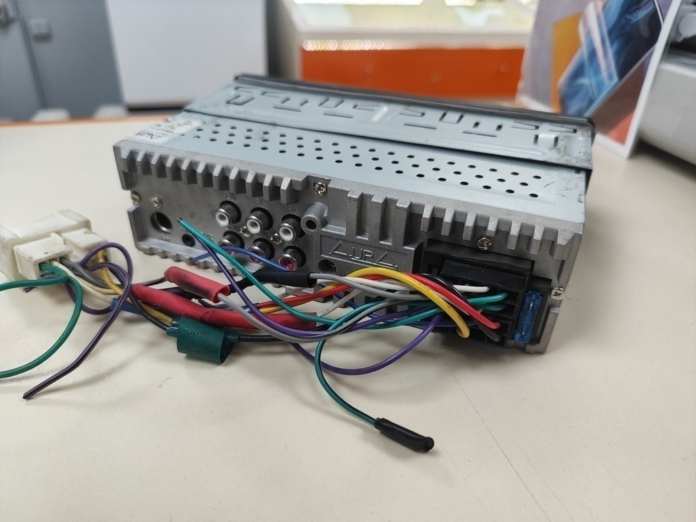 Автомагнитола Aura AMH-79DSP