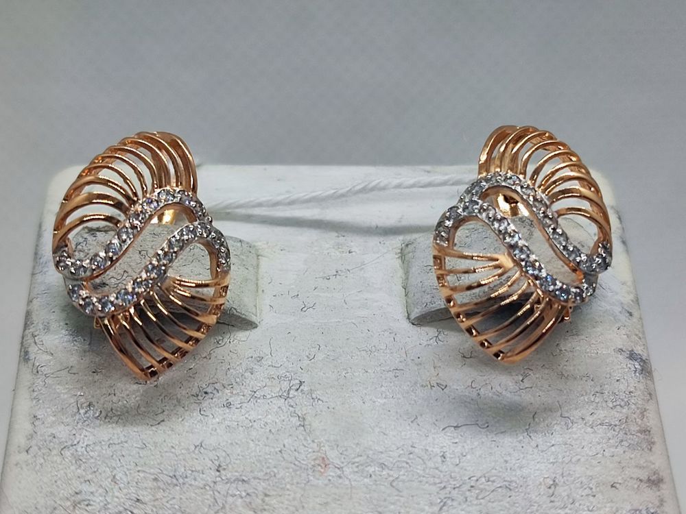 СКМИ585 СЕРЬГИ С КАМНЯМИ (Au 585)