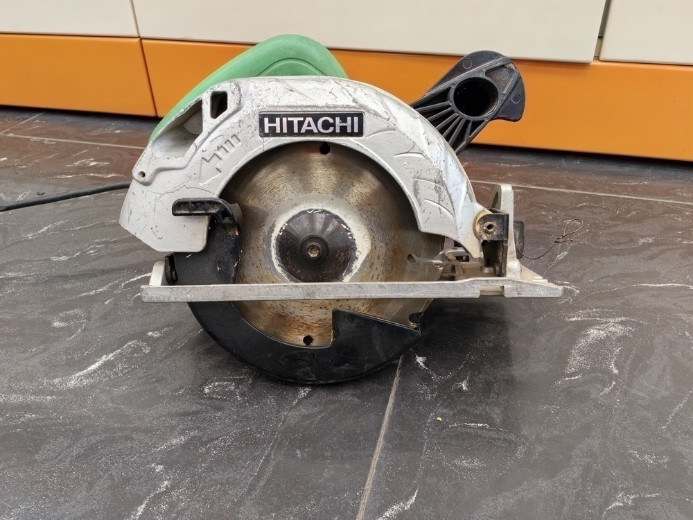 Дисковая пила Hitachi C6SS