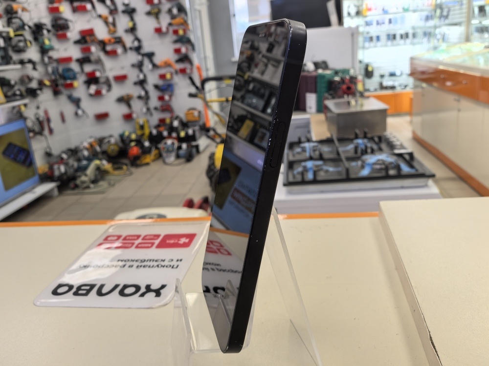 Смартфон Apple iPhone 12 64Gb