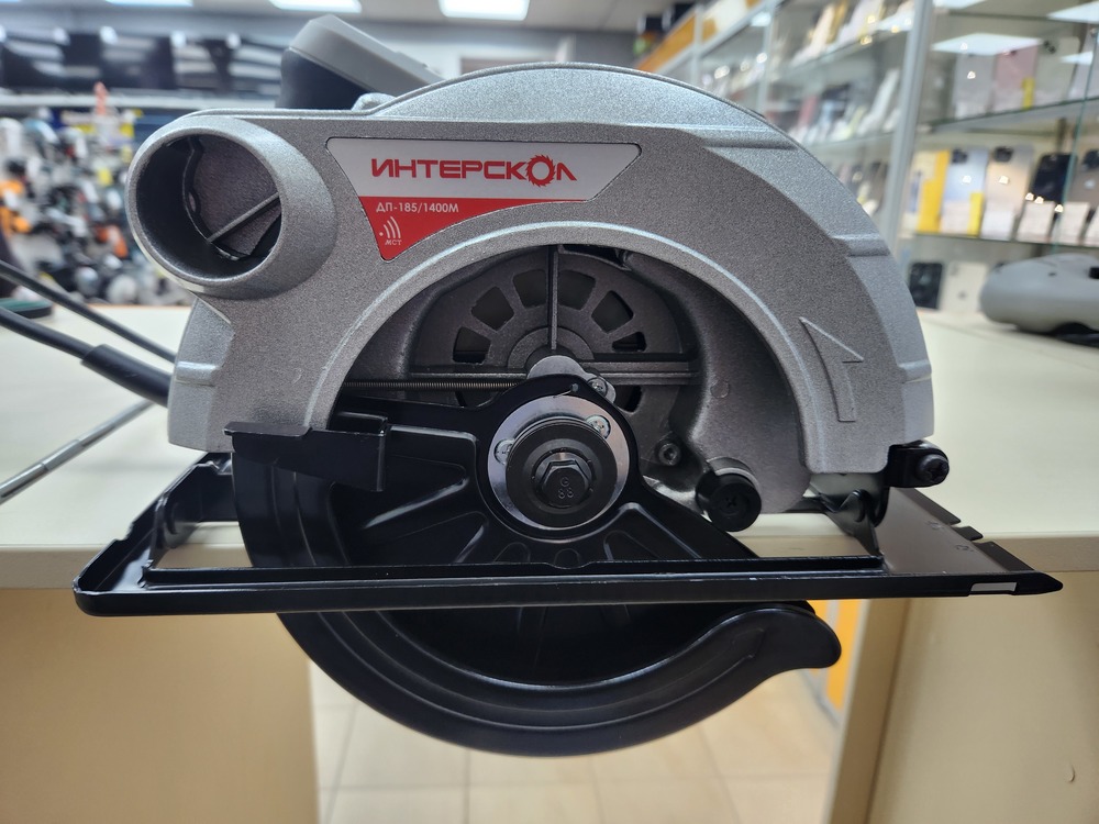 Дисковая пила Интерскол ДП-185/1400М (785.1.0.70)