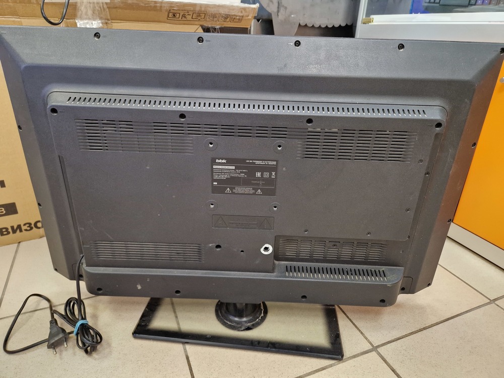 LED Телевизор BBK 32LEM-3081/T2C