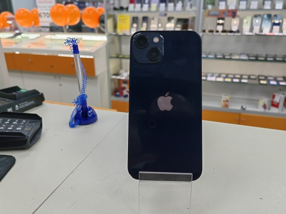 Смартфон Apple iPhone 13 128Gb