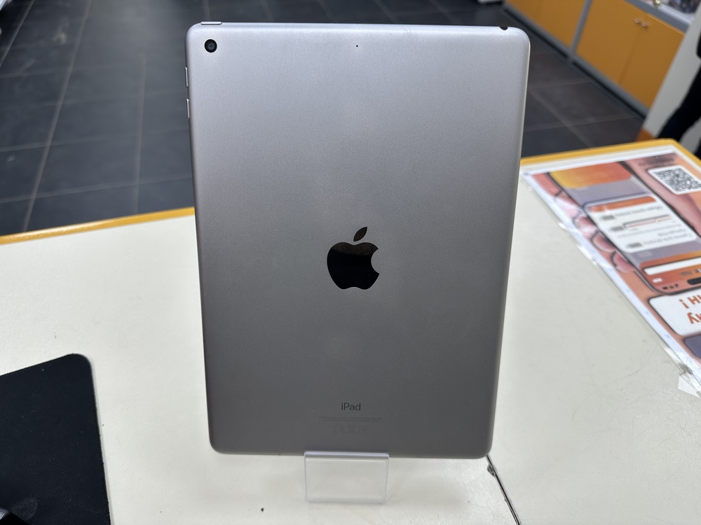 Планшет Apple IPad 6 32 ГБ A1893 (Wi-Fi)
