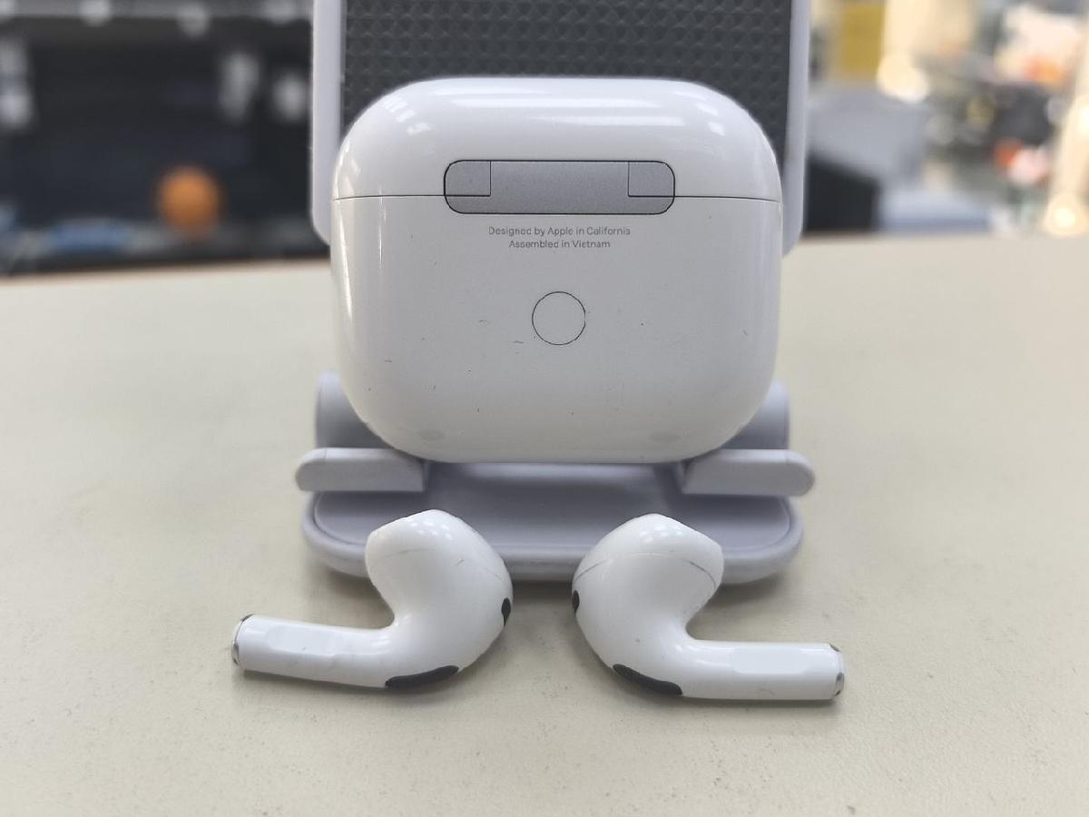 Наушники беспроводные Apple AirPods 3 Lightning