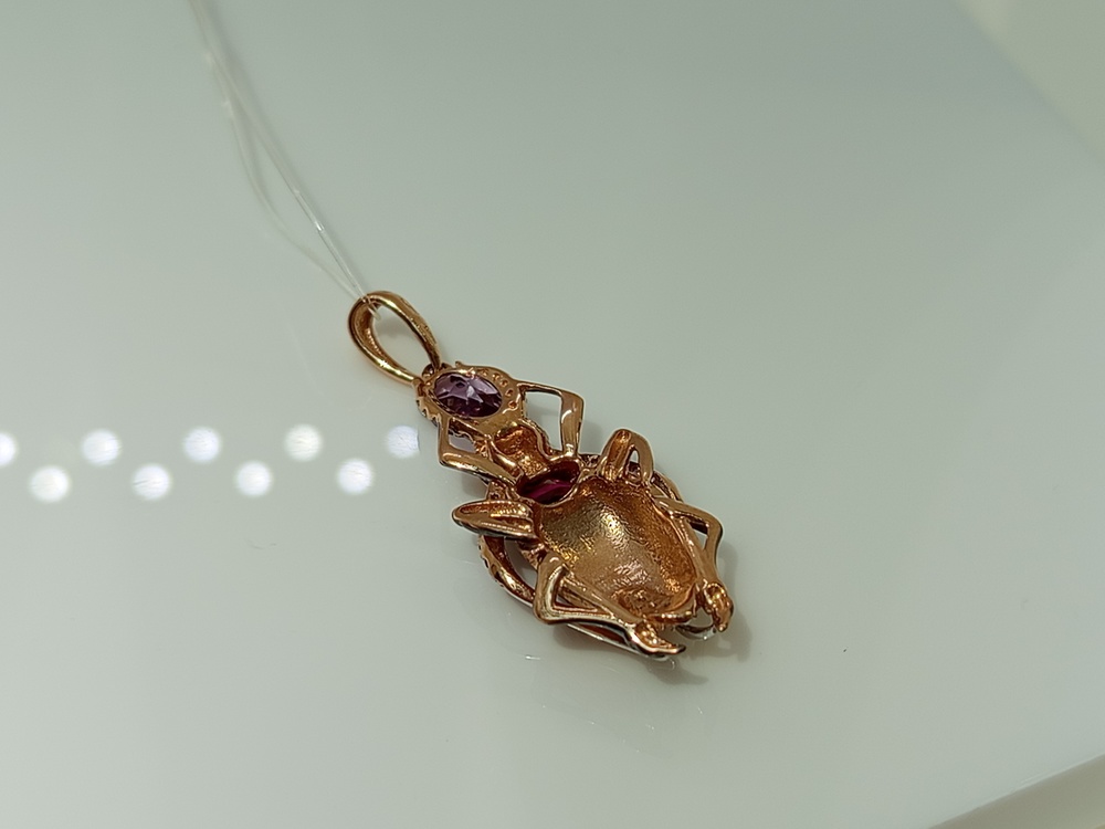 ПОДВЕСКА С КАМНЯМИ (Au 585)